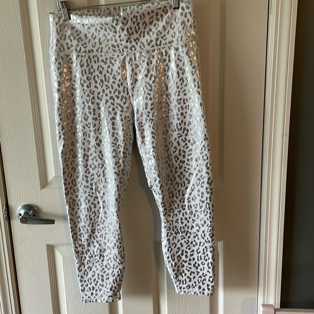 Power hold leggings